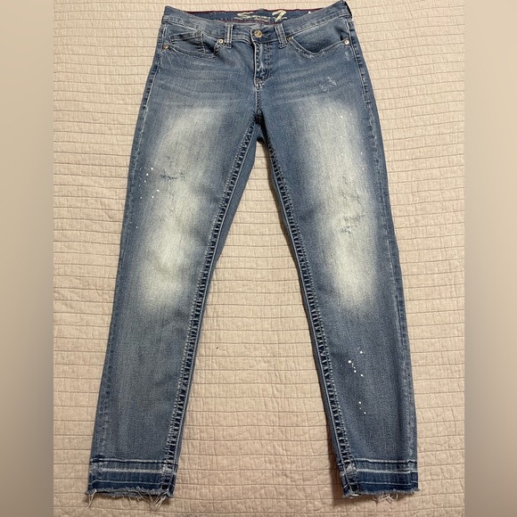 Seven7 Women’s Girlfriend Embellished Studded Distressed Blue Jeans Size 8 - Picture 1 of 10